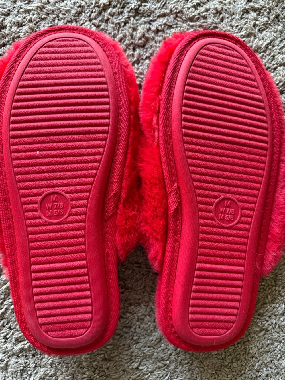 Red Fuzzy Target Slippers - Picture 2 of 2